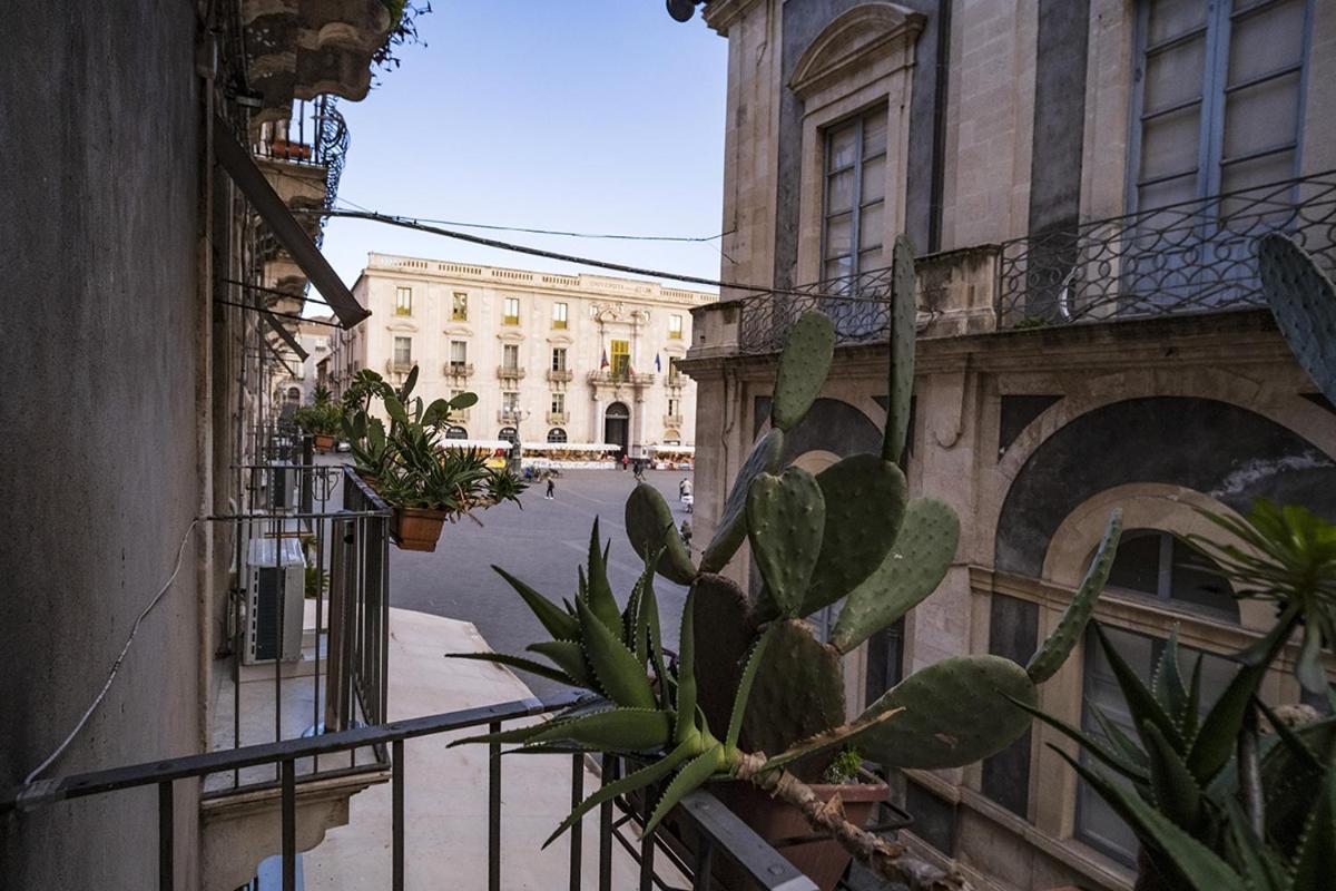 Charme Catania Central Suites Kültér fotó
