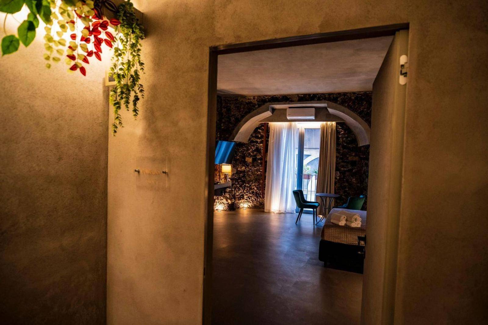 Charme Catania Central Suites Kültér fotó