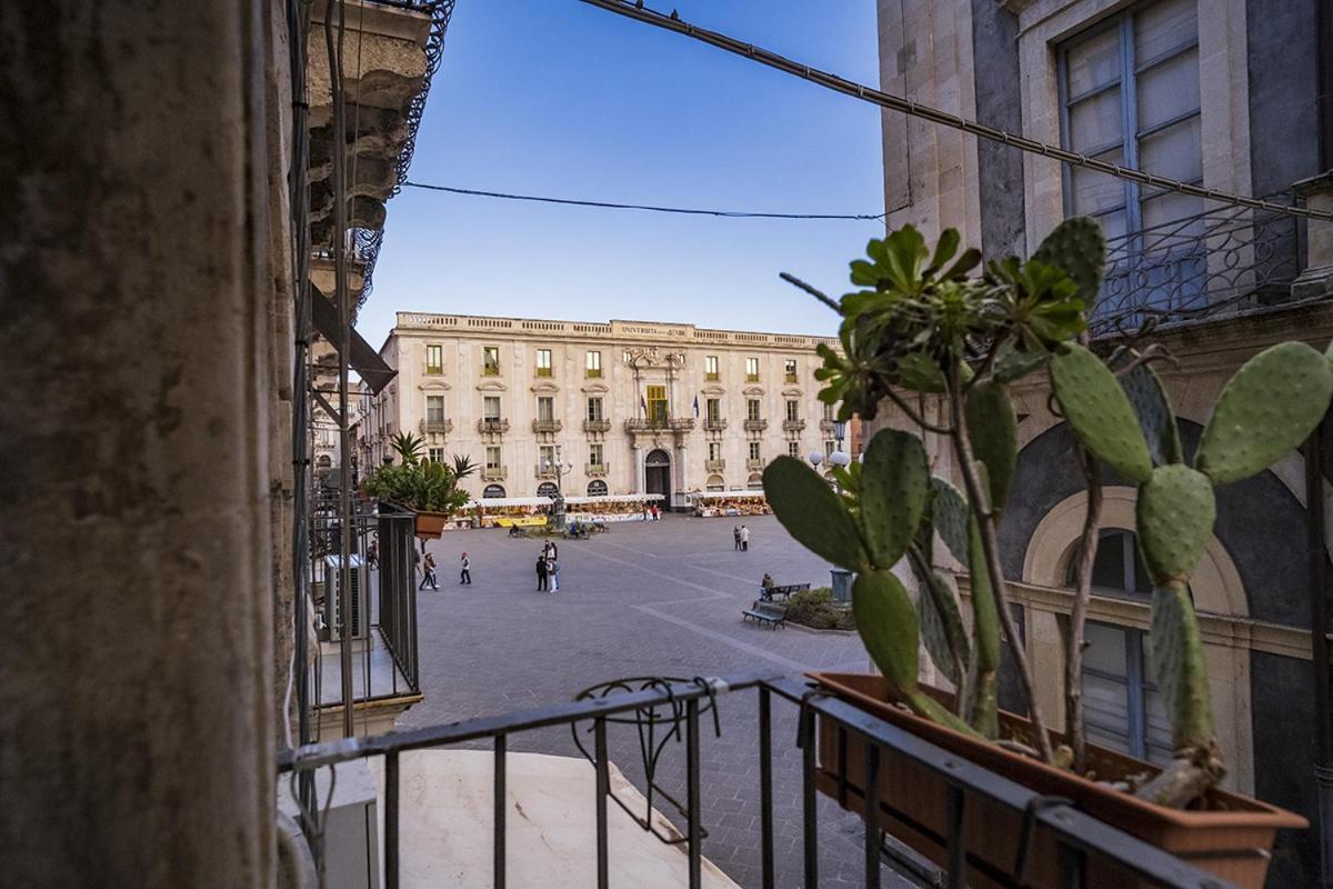Charme Catania Central Suites Kültér fotó